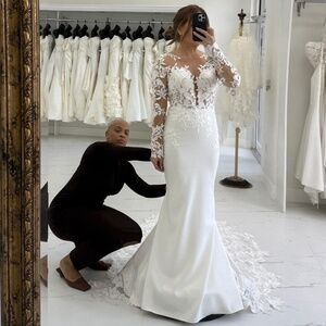 Essense of Australia Wedding Dress D3379